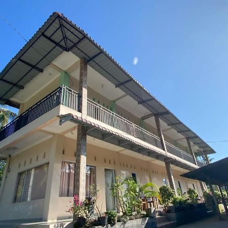 Penginapan Malompek Syariah 巴东 外观 照片